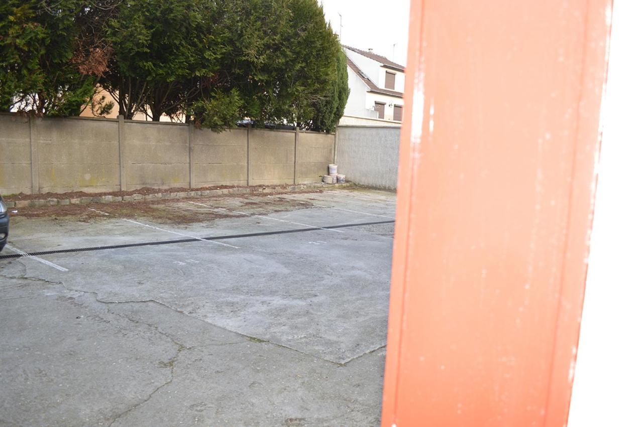 Le Pourpre Apartment Chelles  Luaran gambar